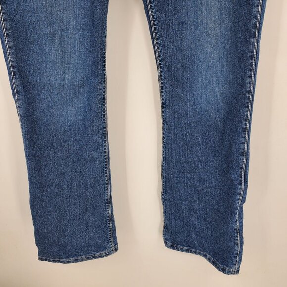 Wrangler Women's Medium Wash Boot Cut Casual Everyday Denim Jeans 9/10 x 32 - Picture 7 of 7